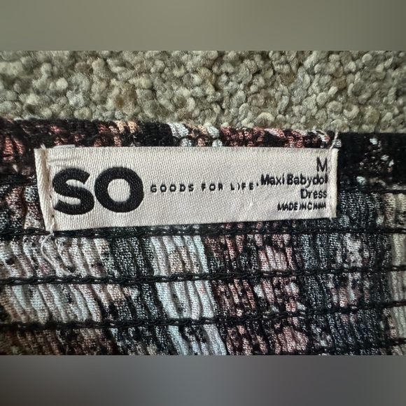 SO Goods for Life Bodycon Maxi Ruffled Dress size M Ditsy Flower smocked bust - Picture 10 of 10